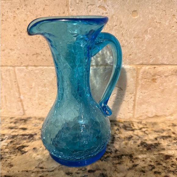 Vintage aqua blue crackle glass mini-pitcher or bud vase approx 5”. - Picture 2 of 4